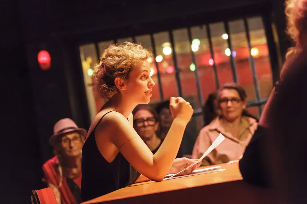 Noémie Desestret en lecture