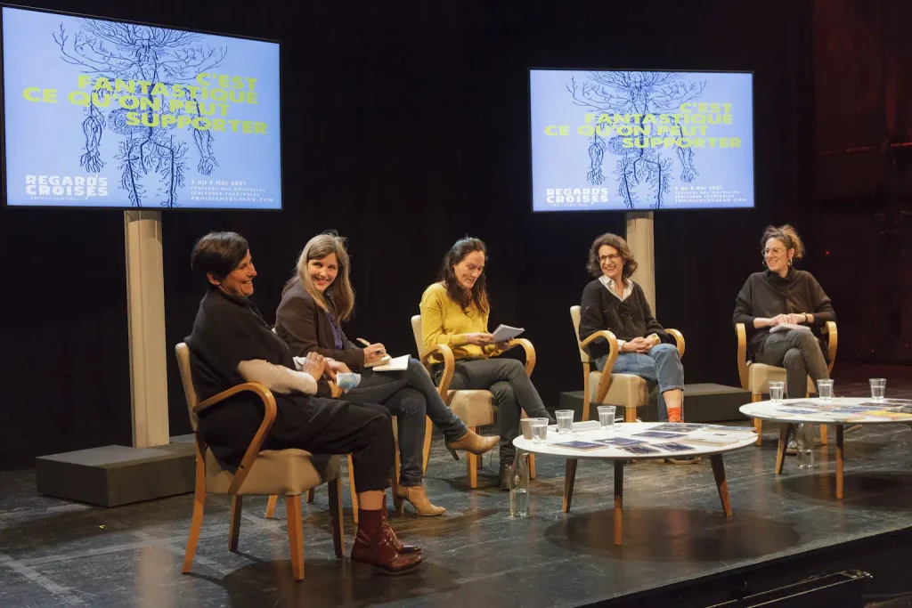 Table ronde sur le statut des auteurices avec Marie-Pia Bureau, Emilie Le Roux, Magali Mougel, Sandrine Roche et Pauline Sales
